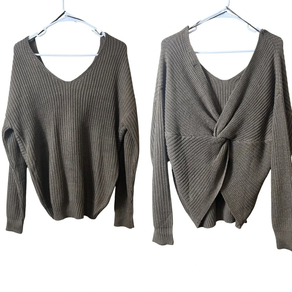 Love Tree Twist Back Sweater Medium Taupe Chunky Knit Boho Open Back V Neck
